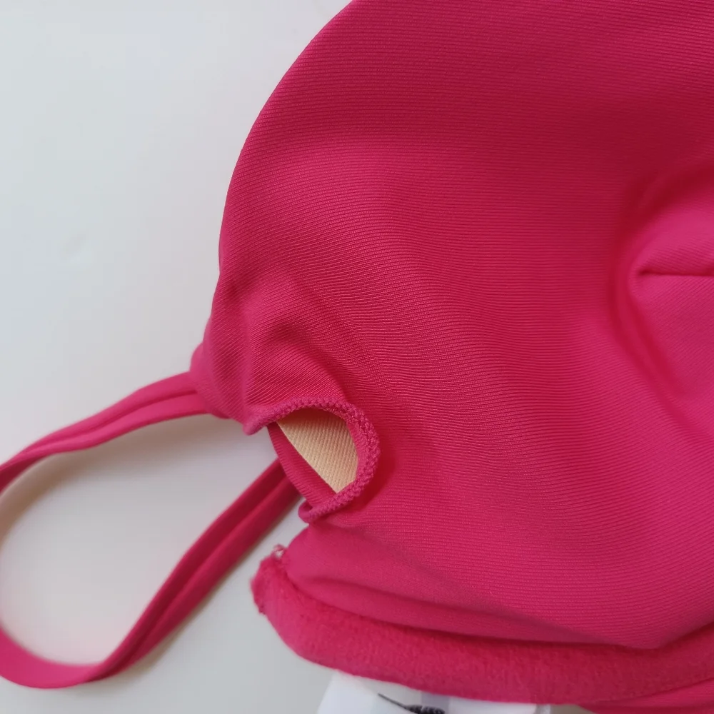 Andie The Bermuda Bikini Top Size M Women Underwired Adjustable Strap Scoop Neck